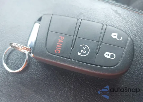 2018 Jeep Compass Sport Fwd из США, поврежденный, VIN 3C4NJCAB8JT468521